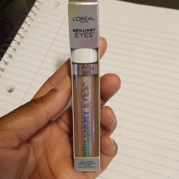 L'Oreal Paris *Brilliant Eyes* Liquid Eye Shadow - Picture 1 of 5